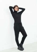 Load image into Gallery viewer, Highsoft Cropped Sweat in Black