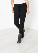 Load image into Gallery viewer, Highsoft Cropped Sweat in Black