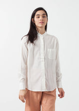 Load image into Gallery viewer, Classic Button Down