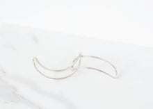 Load image into Gallery viewer, Bracelet 84 in Polished Silver