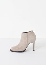 Load image into Gallery viewer, Camoscio Zip Heel